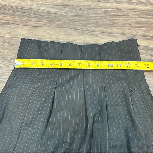 BCBG Maxazria Black Striped Short Pencil Skirt Ruffle Waist Size Small - Picture 13 of 16